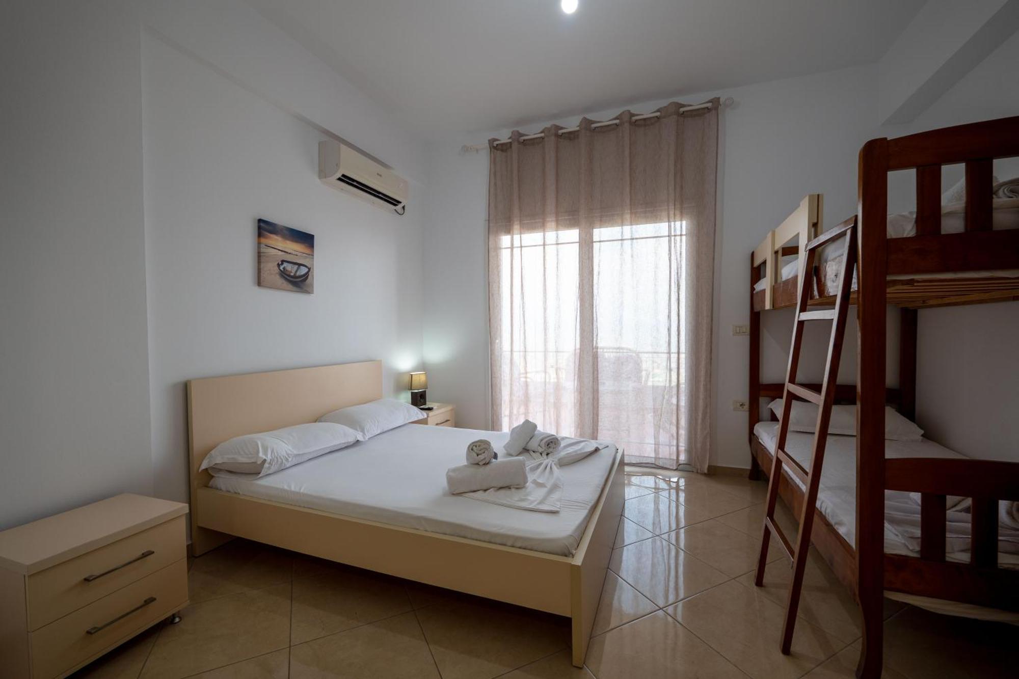 Vila Flamuri Sarandë 外观 照片